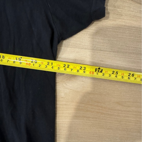 Men’s black large Tshirt 30 seconds to Mars 2018 Monolith Tour memorabilia - Picture 7 of 7